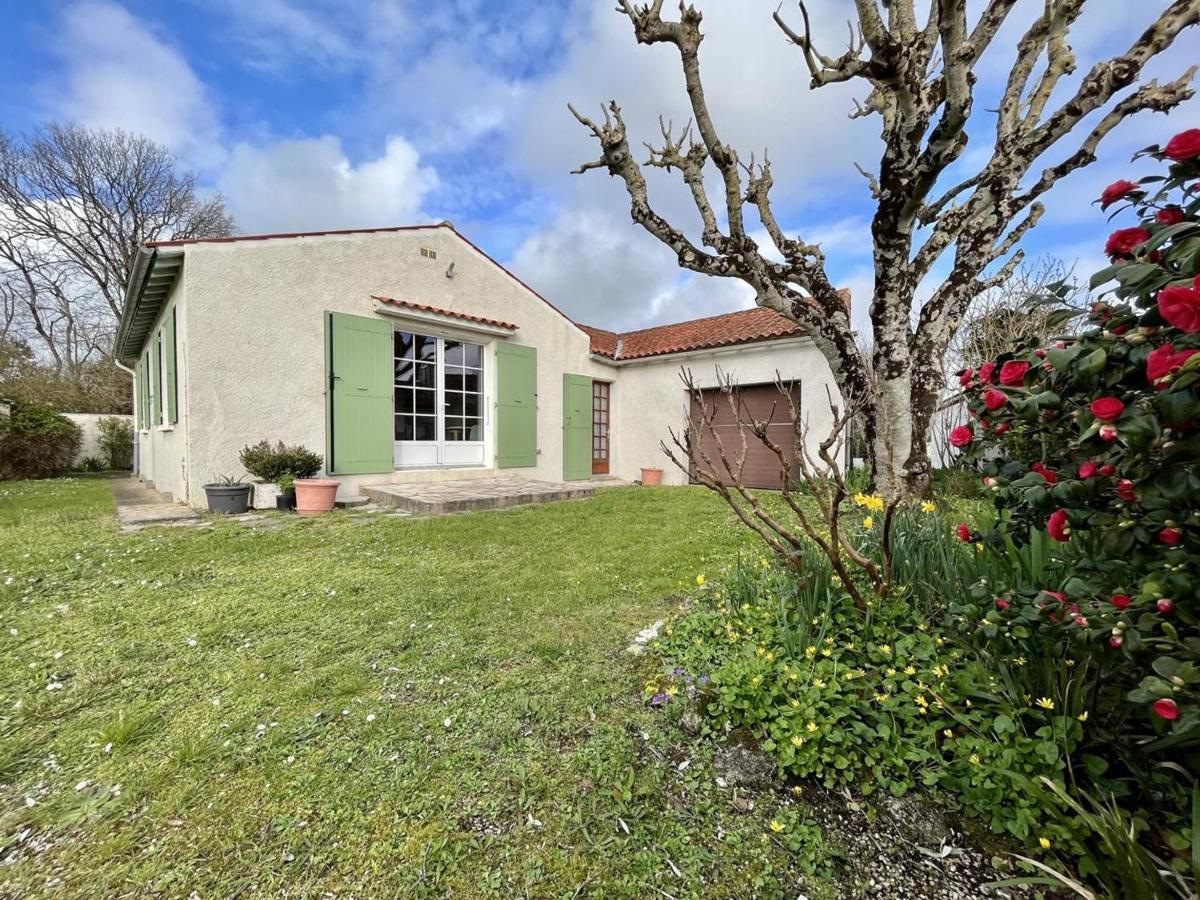 Maison De Vacances Plage Et Foret A Saint-Georges-D'Oleron - 6 Couchages, Jardin, Terrasse, Wifi - Fr-1-246A-80 ภายนอก รูปภาพ