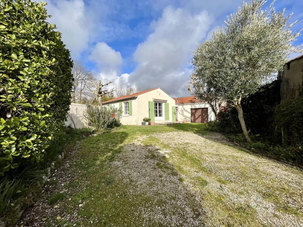 Maison De Vacances Plage Et Foret A Saint-Georges-D'Oleron - 6 Couchages, Jardin, Terrasse, Wifi - Fr-1-246A-80 ภายนอก รูปภาพ